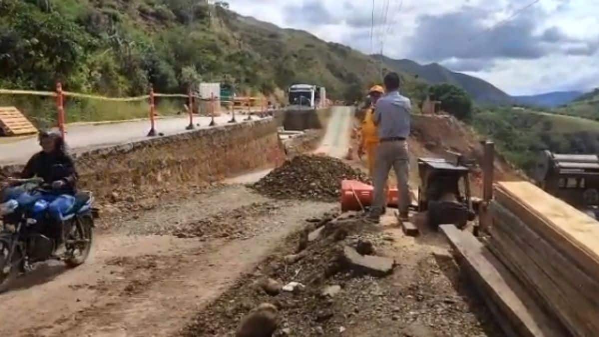 Cierran vía Dagua-Loboguerrero por nuevos movimientos de tierra