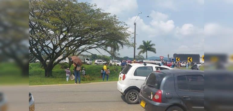 Docentes protestan en la vía Panamericana ¿Cuál es el motivo?
