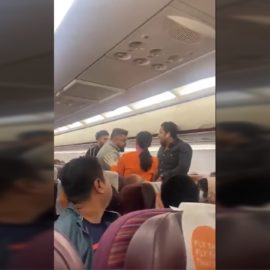 ¡Indignante! Un hombre borracho orinó sobre una mujer en pleno vuelo