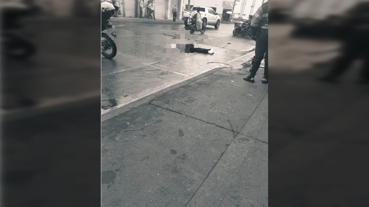 Polémica por video de supuesto conductor de MÍO con un arma para defenderse