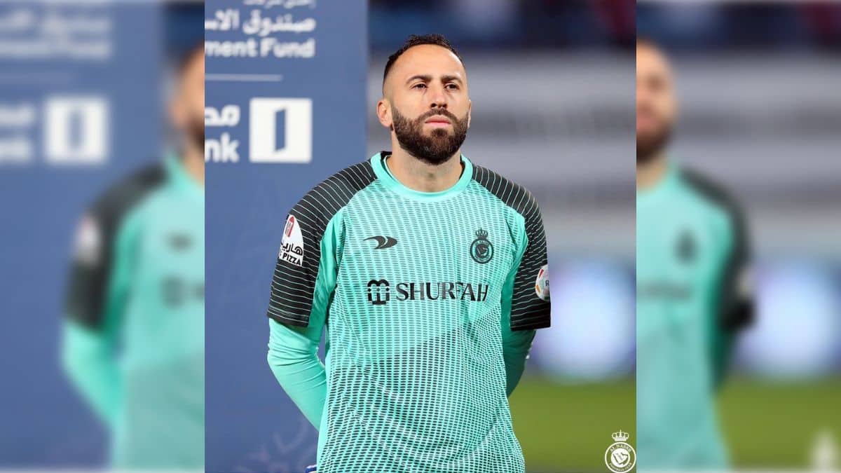 El colombiano David Ospina avanza en su recuperación