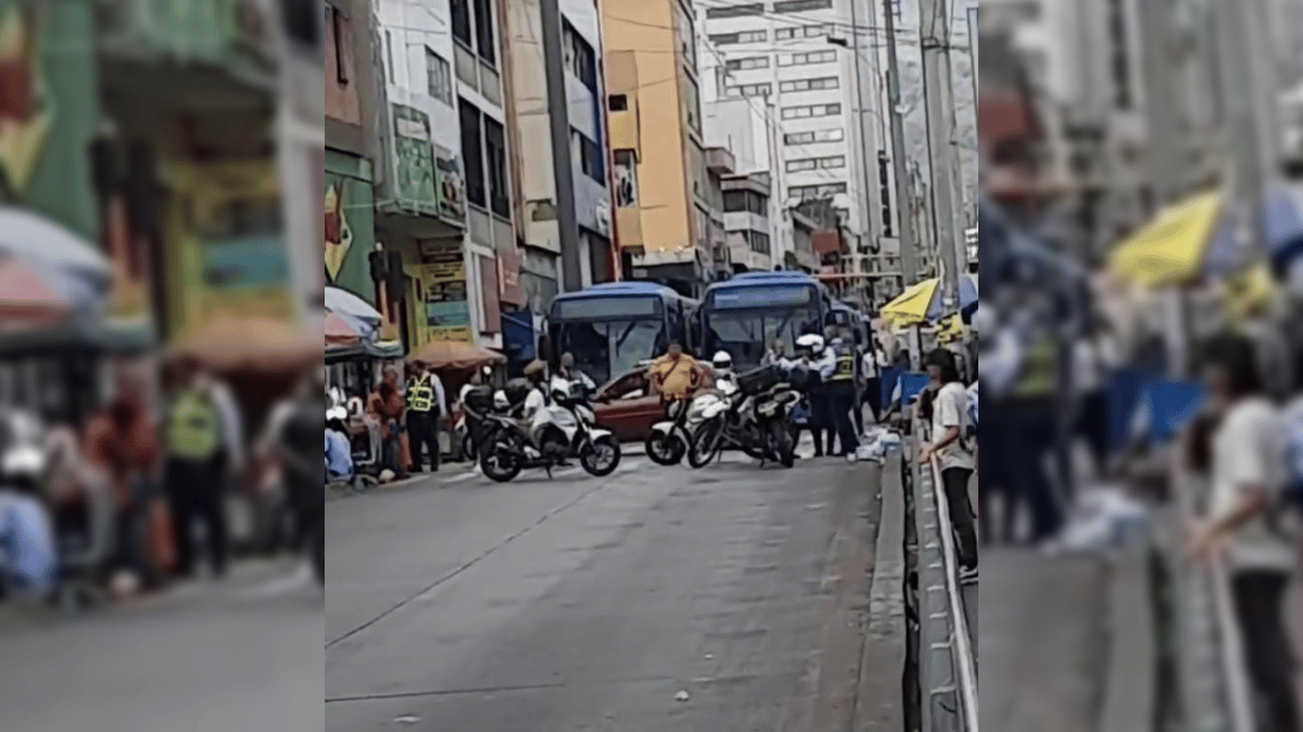 Reportan bloqueos del MÍO en el centro de Cali por manifestaciones
