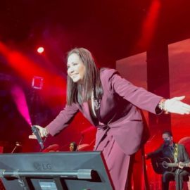 Ana Gabriel confirma su retiro definitivo de los escenarios