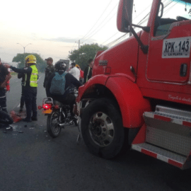 Bombero descubrió que una de las víctimas de siniestro vial era su hermana