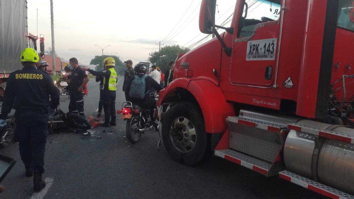Bombero descubrió que una de las víctimas de siniestro vial era su hermana