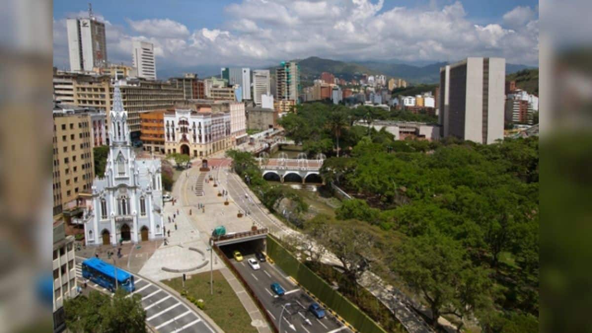 Petro propone a Biden desactivación paulatina de sanciones a Venezuela