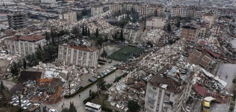 Dolor en Turquía: Confirman al menos 1.014 muertos por terremoto