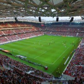 ¡Escandalo! En Europa grabaron película para adultos en estadio del Niza