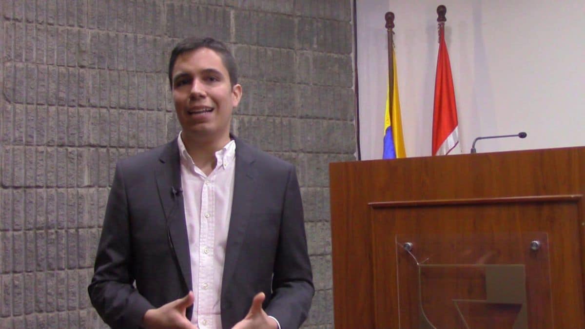 Esta es la historia del médico caleño que triunfa en Harvard