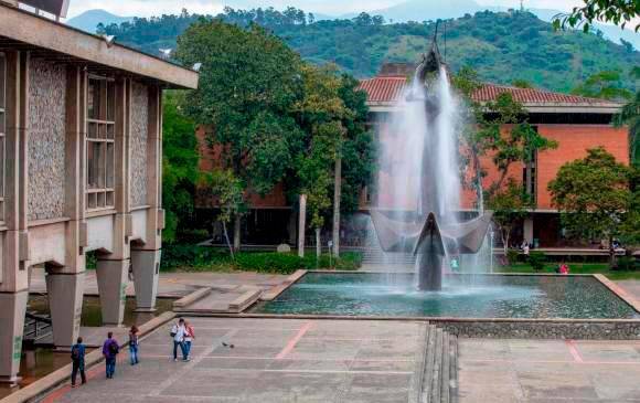 Explosión en Universidad de Antioquia deja dos personas gravemente heridas