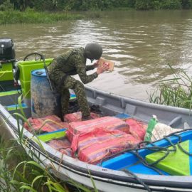 Incautan gran cargamento de Cocaína en zona rural de Buenaventura
