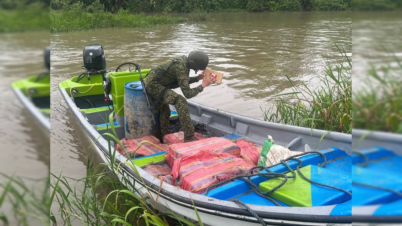 Incautan gran cargamento de Cocaína en zona rural de Buenaventura