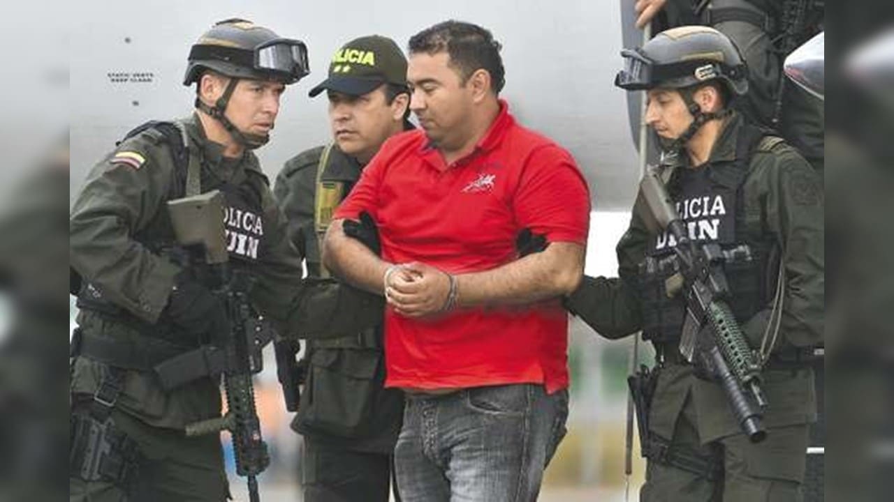 “Es una protesta o una expresión del ELN”: Roy Barreras sobre protesta de educadores en Congreso
