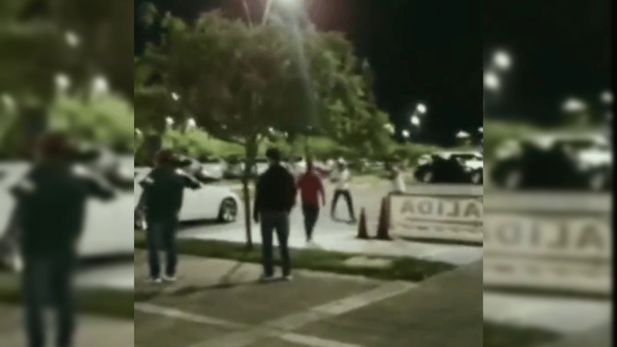 Taxista y conductor de app protagonizaron pelea en aeropuerto de Cali
