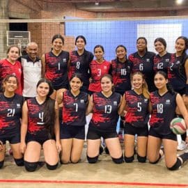 Voleibol femenino, un deporte que cosecha triunfos en la Copa UAO