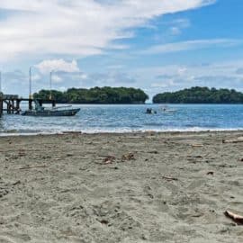 Frustran retorno de desplazados de Buenaventura por suspensión de cese al fuego