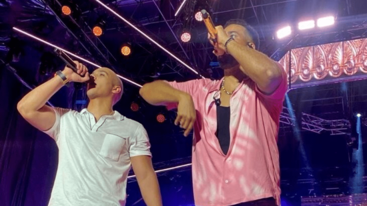 Hijo de Dilian Francisca cantó a dúo con Romeo Santos en su concierto en Cali