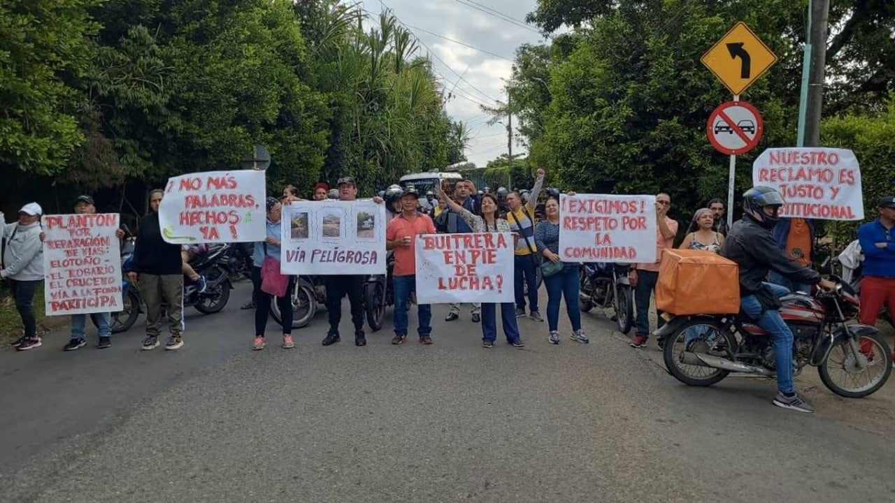 Habitantes de La Buitrera protestaron por el estado de las vías en la zona