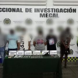 Una tienda cerca a un colegio en realidad era un expendio de drogas