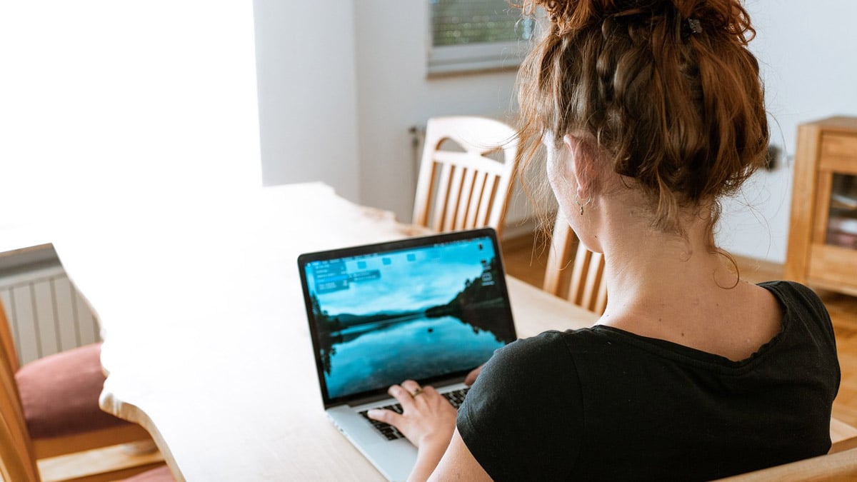 La mayoría de las mujeres en Colombia son víctimas de violencia digital