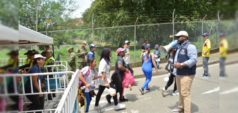 Cerca de 20.000 personas han hecho su ascenso al Cerro de las Tres Cruces