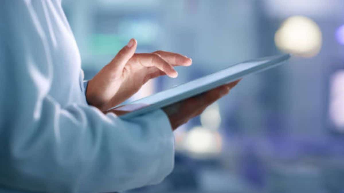 Médicos comunitarios venezolanos no podrían ejercer en Colombia