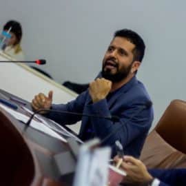"Los recursos de la ciudadanía han sostenido el sistema de salud": Alfredo Mondragón