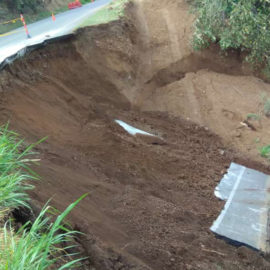 Se complica situación por derrumbe en vía Dagua – Loboguerrero