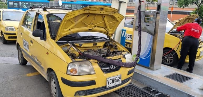 ¡Se reactivó el transporte! Ya hay gas vehicular en estaciones de Cali