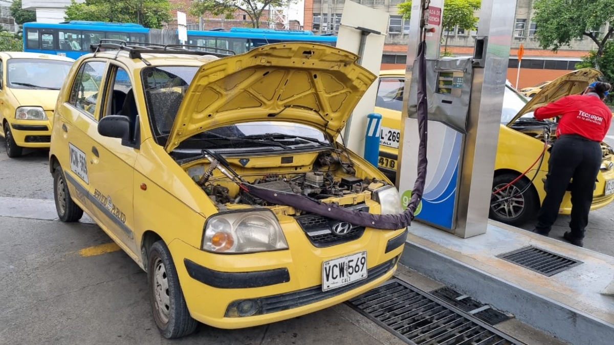 ¡Se reactivó el transporte! Ya hay gas vehicular en estaciones de Cali