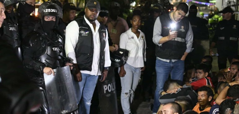 "Hicimos nuestra parte": Indignación tras la liberación del joven hincha agresor
