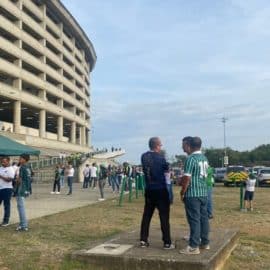 La hinchada ‘verdiblanca’ regresó a casa satisfecha tras su victoria ante Envigado