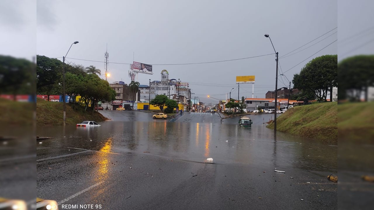 Comenzó intervención de la carrera 42 con el grupo operativo de Infraestructura