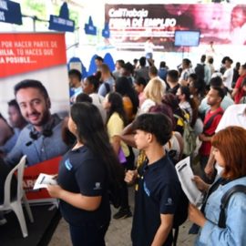 ¿Cuánto cuesta la hora laboral en Colombia? Así puede calcularlo
