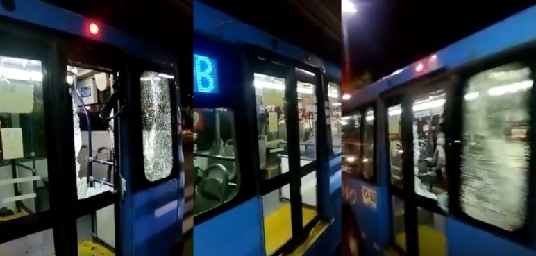 ¡Por un zapato! Cinco jóvenes atacaron con piedras un bus del MÍO