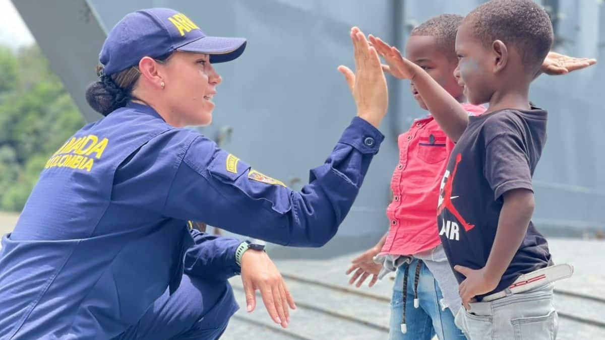 Una madre comprometida: Primera Comandante de un BDA