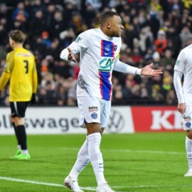 “Jugar en el PSG no ayuda mucho”: Mbappé arremete contra su club