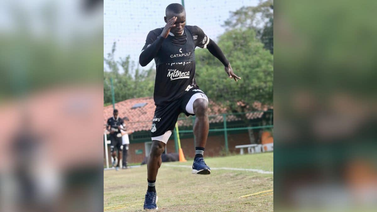 ¿Crisis en Atlético Nacional? La hinchada pide ‘la cabeza’ de Autori
