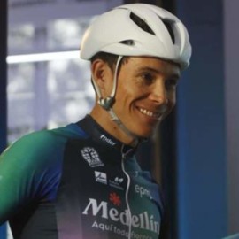 Miguel Ángel López da cátedra en la Vuelta a Colombia