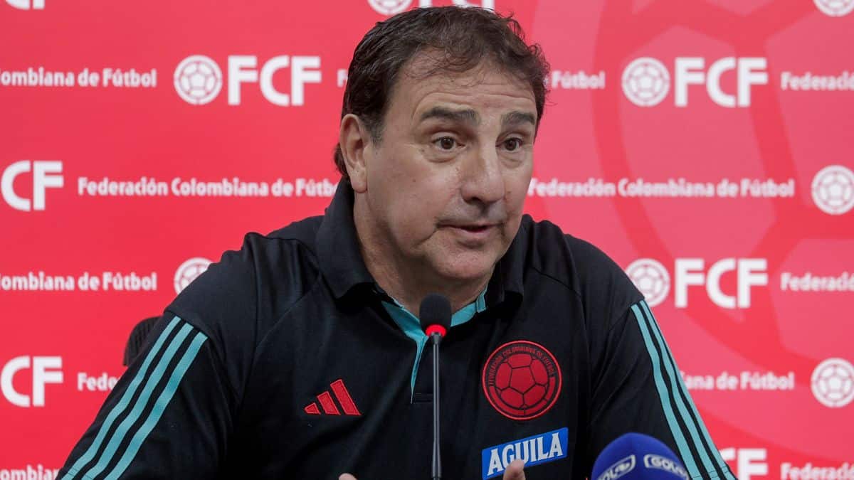 “Nosotros nunca renunciamos”: Guimaraes y cuerpo técnico