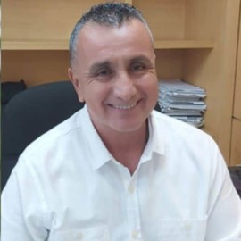"No le alcanzan los dedos para contar sus investigaciones": Óscar Ipia a Ospina