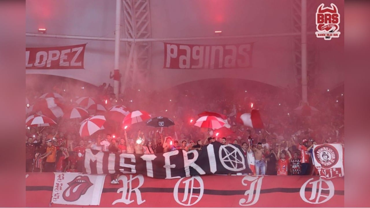 "El fútbol no puede ser sinónimo de violencia": Rechazan amenazas a periodista