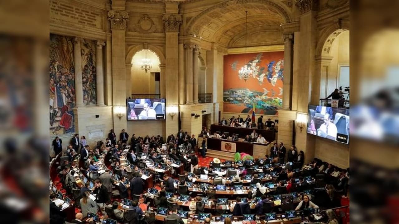 Tras polémica en el Gobierno Nacional, las Reformas presentadas no se van a congelar