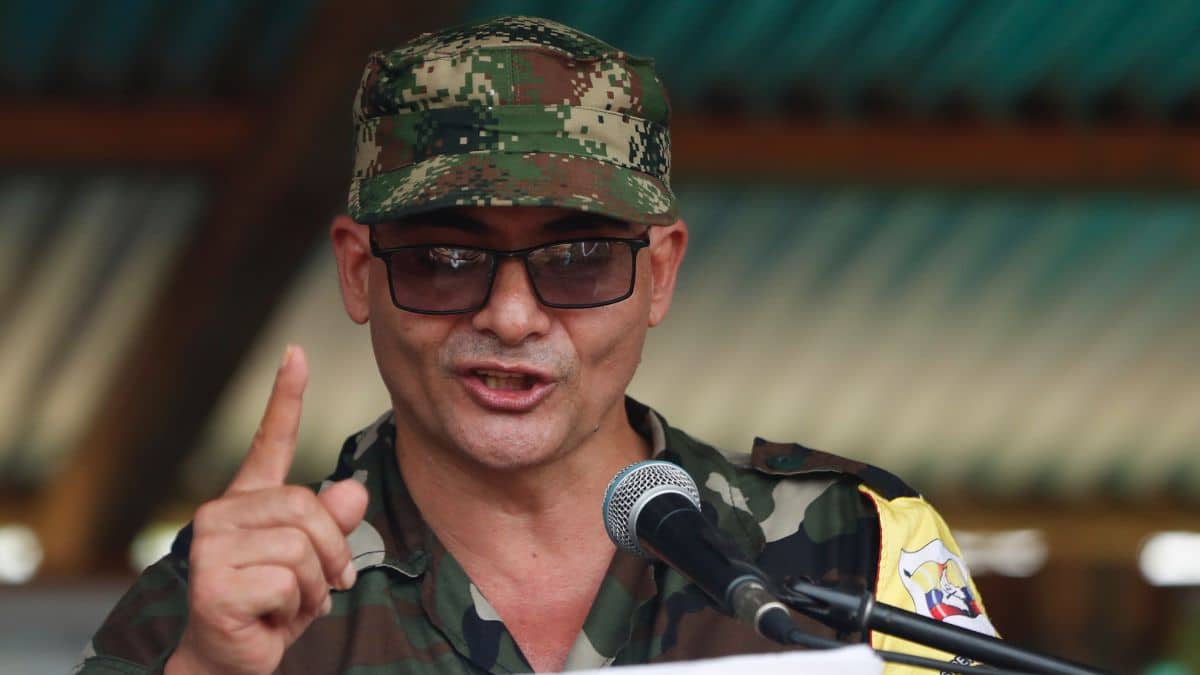 Gobierno y una disidencia de las FARC acuerdan instalar una mesa de paz