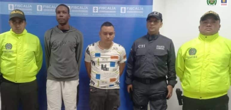 A la cárcel dos hombres señalados de asesinar a una joven tras salir de su colegio