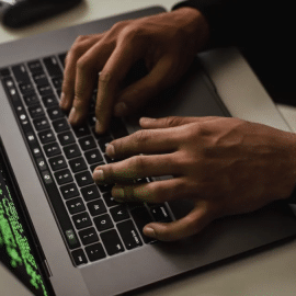 ¿Cómo protegerse del robo de datos de tarjetas de crédito? Aquí se lo contamos