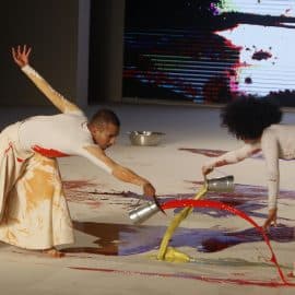 El expresionismo abstracto abre Colombiamoda entre pinceladas, arte y volumen