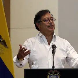 “No fue así”: Petro defendió al Comandante del Ejército tras acusaciones