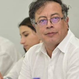 "No sabría si es preferible apoyar a Rusia o EE.UU. Me parece lo mismo": Petro