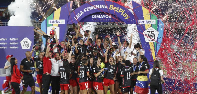 Santa Fe, campeón con el sello de la venezolana Jéssica Velásquez